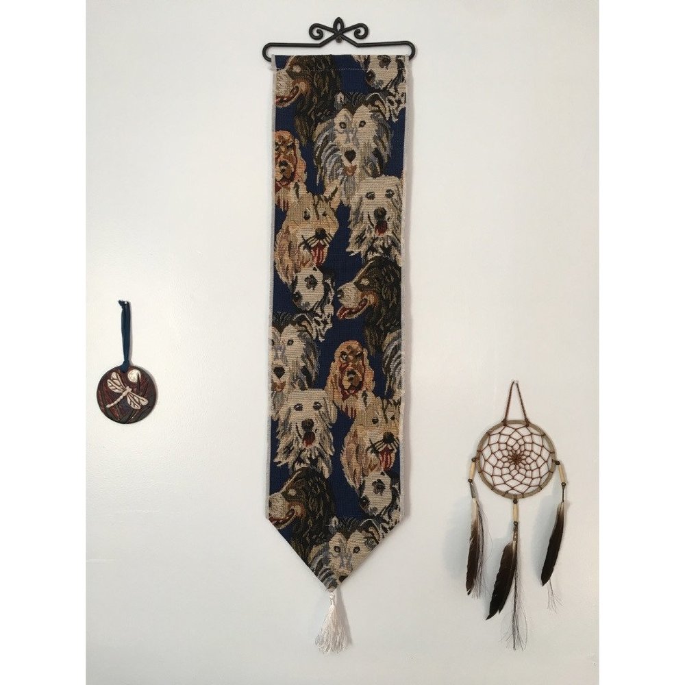 dogs tapestry wall hanging w/ tassel, 28 inch